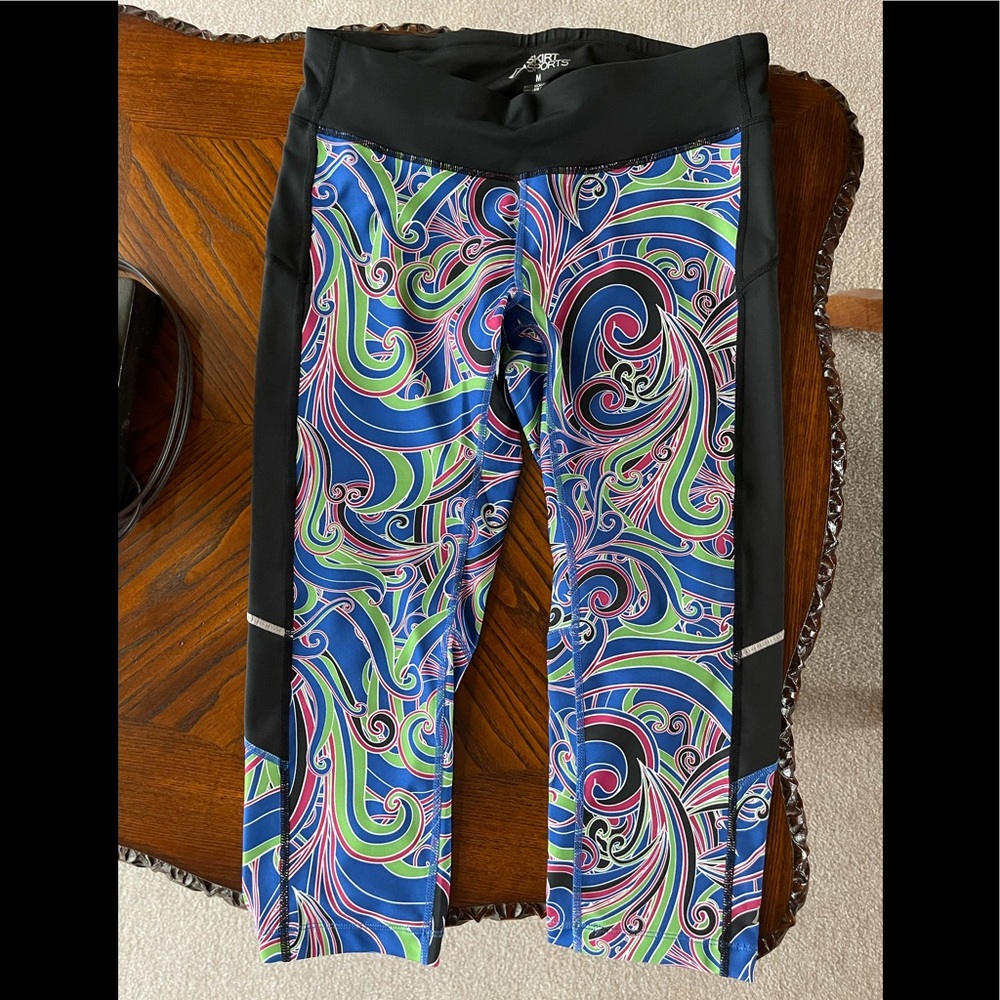 Skirt Sports Redemption Capri Free Love Print